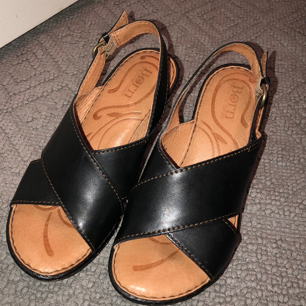 Born black sandal/ heel